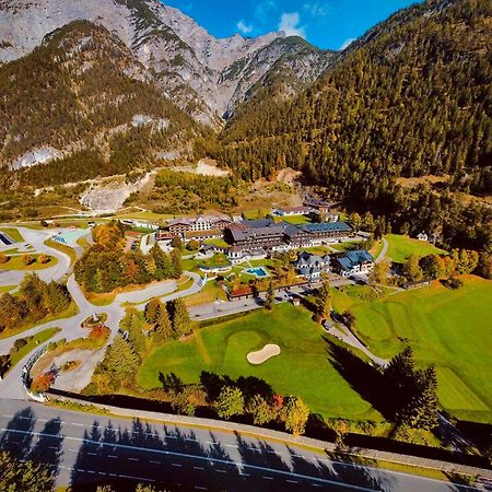 Hotel Gut Brandlhof Saalfelden Exterior photo